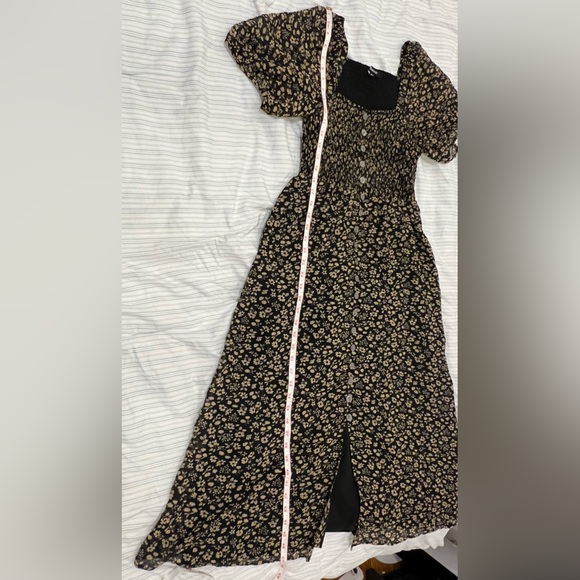Madewell Dress - Black floral midi dress with front slit - Picture 4 of 11